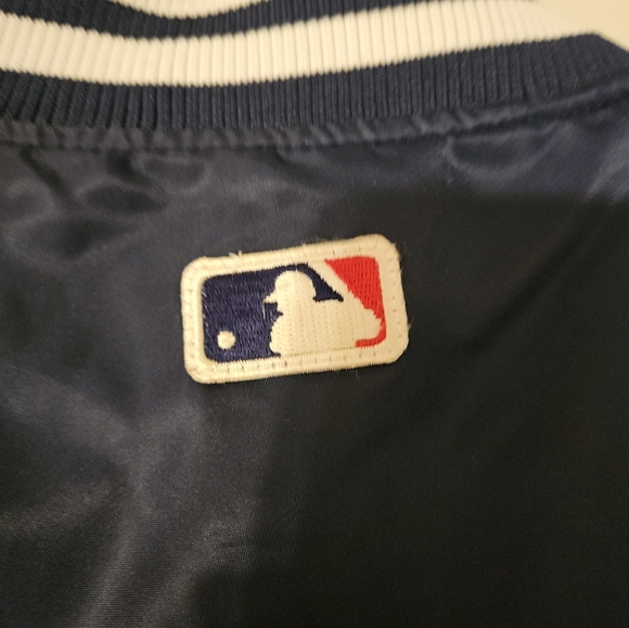MLB New York Yankees Bomber Jacket - Picture 5 of 6